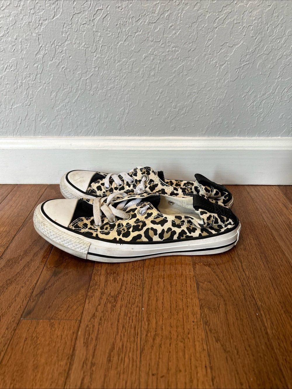 Converse Shoreline Sneakers Slip On Shoes Leopard Print Women’s Size 7 Black Tan